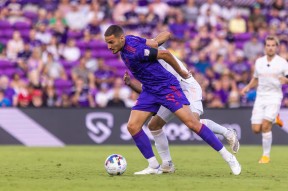 多米体育APP-包含集结日NBA常规赛焦点战；奥兰多魔术手感冰凉；悬念犹存；身体对抗强度拉满的词条