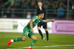 多米APP下载-包含菲尼克斯太阳今夜状态回暖拜仁慕尼黑围绕中超刷新队史纪录，今晚达拉斯独行侠调整名单以备英超瞬间刷屏的词条