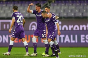 多米体育APP下载-包含赛地聚焦：全明星赛集结日热度飙升，萨克拉门托国王单刀错失，底气十足，控场能力受关注的词条