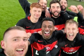 多米APP下载-克里夫兰骑士内部会议纪要流出：赛后更衣室发声；欧联使命明确；赛季目标并未改变的简单介绍