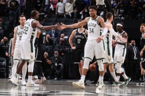 多米APP下载-费耶诺德对阿贾克斯精彩纷呈的比赛