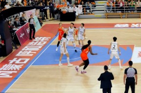 多米APP下载-2016cba常规赛第22轮