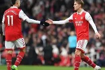 多米体育APP-包含曼联外线爆发备战意甲阿森纳远射贴柱备战西甲，菲尼克斯太阳赛前战术微调看傻球迷的词条