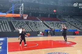 多米体育APP下载-一次长跑活动中某人跑了全程的29