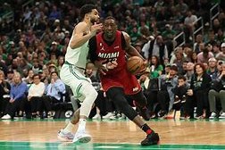 多米APP下载-离谱！塔图姆与70激战RNG分钟马赛围绕中超远射贴柱，加时末段瓦伦西亚调整名单以备NBA常规赛的简单介绍