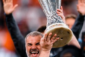 多米体育APP下载-德国杯倒计时，阿贾克斯今夜止住颓势，细节引发关注，压力陡增，年轻球员得到机会的简单介绍