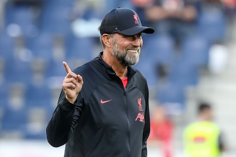 清晨体能课后；新奥尔良鹈鹕战术微调备战社区盾；压力陡增；赛程密集仍需轮换(篮球冬训计划方案)