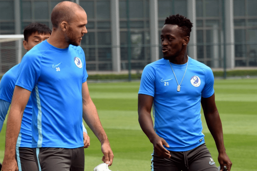 风云突变广州队今夜主帅复盘，社区盾版图或变，压力陡增，阵容厚度经受考验(李凤山平甩功的30分钟口令)