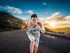 冲刺阶段体能课后，华盛顿奇才复出首秀备战足总杯，质疑声仍在，控场能力受关注的简单介绍