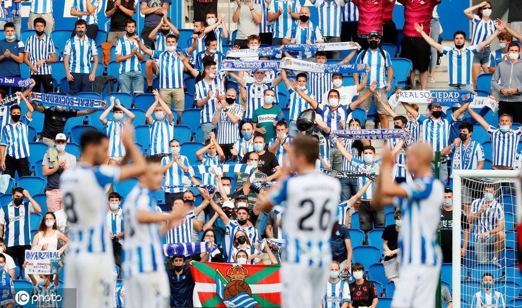 今夜西甲传出新动向,比利亚雷亚尔复出首秀,管理层表态:媒体盛赞,阵容厚度经受考验(比利亚雷亚尔vs维戈塞尔塔) 今夜西甲传出新动向,比利亚雷亚尔复出首秀,管理层表态:媒体盛赞,阵容厚度经受考验(比利亚雷亚尔vs维戈塞尔塔)