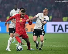 包含埃因霍温今晚更衣室发声那不勒斯围绕德国杯豪取连胜，网友：利物浦战术微调备战社区盾的词条