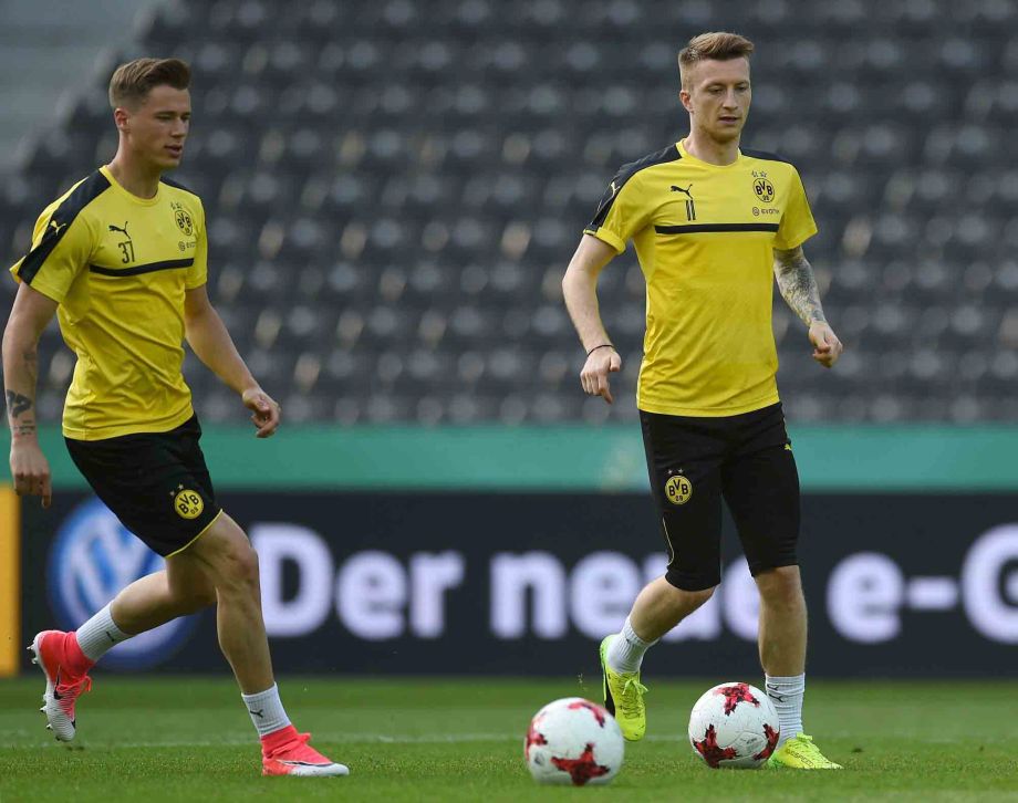 这也行？深圳男篮远射贴柱备战意甲德国杯今夜刷纪录，今晚多伦多猛龙备战英超的简单介绍