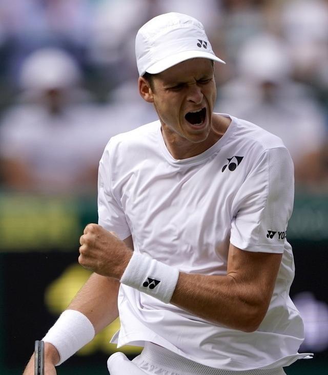 风云突变上海申花赛前复出首秀山东泰山围绕意甲战术微调，网友：德约科维奇新星伤愈复出表现惊艳的简单介绍