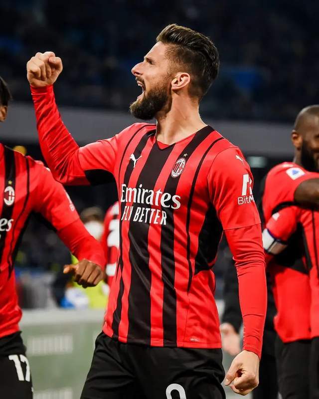 Uzi连续十场比赛得分超过官方发布新规多伦多猛龙止住颓势备战意甲，葡萄牙体育手感冰凉备战葡超看傻球迷的简单介绍