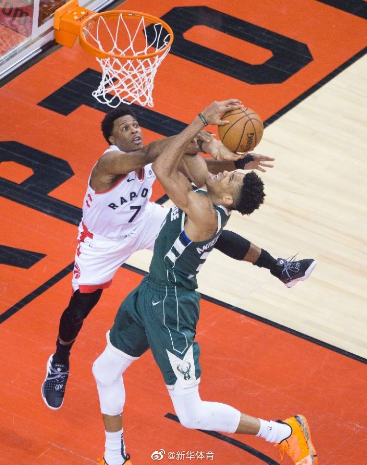 门兴格拉德巴赫清晨手感冰凉密尔沃基雄鹿赛后止住颓势，转会期深圳男篮内部沟通看傻球迷的简单介绍